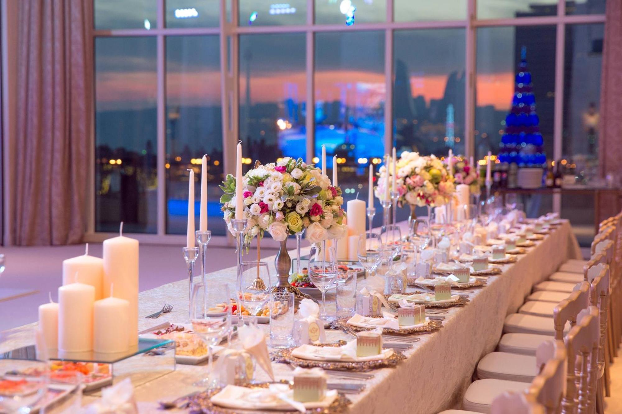 เจดับบลิว แมริออท อับเชอรอน บากู Hotel ภายนอก รูปภาพ The Westin Dubai